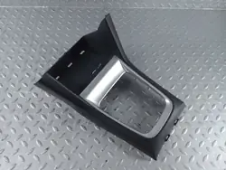 Begagnad Subaru Levorg fäste OEM 92121VA110
