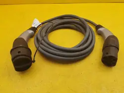 BMW 5 G30 G31 Ladekabel OEM 7827901