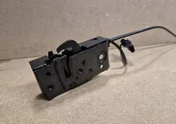 Vänster huvlås Volvo XC60 II 2017-