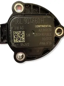 Audi Ölstandssensor OEM 06L907660H für A4 A5 Q5