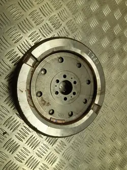 Volante Škoda SUPERB III 2018 04L105266AB