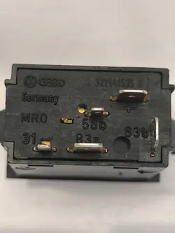 Nebelscheinwerfer-Schalter Volkswagen OE 321 941 535 B