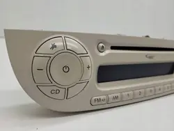 Radio CD OEM 7646383316 para Fiat 500 - Usado