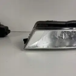Phare Halogène Droit Avant Skoda OE JPF5JA941700
