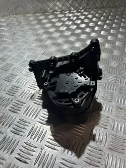 Käytetty öljyerotin OEM 05E103464G VW:lle, Audille