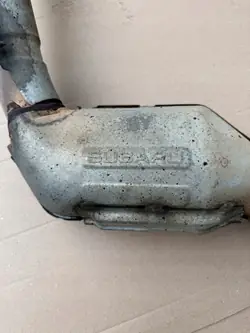 OEM 98962458 Subaru Impreza STI 2.5 Catalyseur