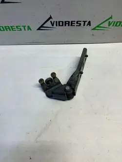 Bisagra central puerta corredera Opel 777645238R