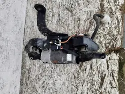 Audi Jousituspumppu OEM 4G0616005D - Käytetty