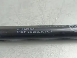 OEM 81161-P2000 Kia Sorento IV amortecedor capô