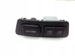 Puerto USB Delantero OEM 5892433070 para Lexus CT 200H