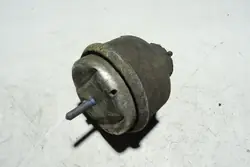 Moottorin tuki oikea AUDI A4 1.9L Diesel 2000 OEM 8D0199379AC