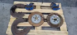 Jarrusatulat taka OEM zaciski tył komplet 356mm