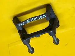Soporte pinza freno izquierdo trasero Lucas OEM 470