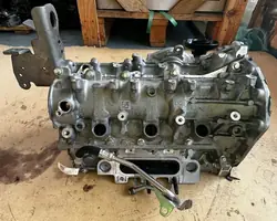 Culasse Nissan 132651202R avec Soupapes