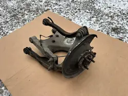 OEM 7977 Bakre Vänster Fjäderben för Range Rover Vogue L405