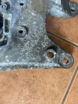 Pieza Audi OE 256011 usada - Ajuste directo
