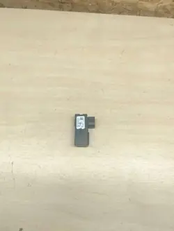 USB-Anschluss OEM 5Q0035726H für Porsche Panamera 971