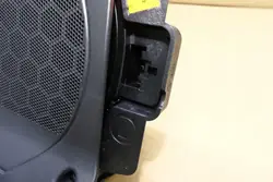 OEM 2622489 Vänster Harman Kardon Subwoofer för BMW 4 G22
