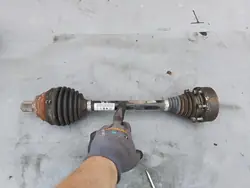 Vänster Halvaxel Seat Leon III 1.4 TSI 5Q0407271A