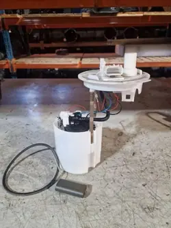 Bränslepump OEM 13577230 för Opel Astra J GTC 1.4L