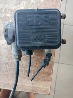 Volvo FH linker koplamp OEM 21122037 - Gebruikt