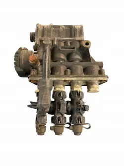 Renault Volvo ECAS Venttiili WABCO K019821 21083660