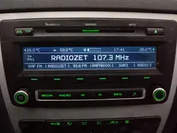 Skoda Swing-radio OEM 1Z0035161M för Octavia II