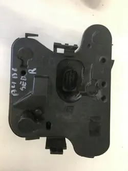 OEM WKŁAD LAMPY TYŁ TYLNY AUDI A4 B6 SEDAN 2000-2004 PRAWY - Rechts Achter