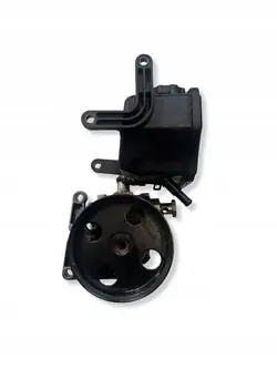 OEM 0146310028 ohjauspumppu Mercedes ML W164:lle