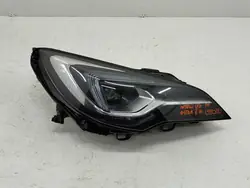 Oikea etu Full LED IntelliLux -ajovalo Opel Astra V K