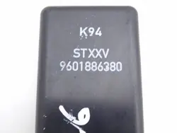 Keskitulppamoduuli OEM DRC93884 Peugeot 306:lle