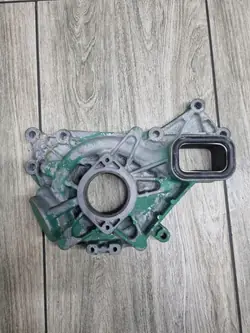 Carcaça da Bomba de Água OEM RENAULT MAGNUM DXI GAMA DTI 13