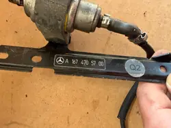 Bränslepump OEM A1674705700 för Mercedes W167