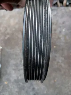 Poulie vilebrequin OEM 06E105255A pour Audi A6 C6 2.4