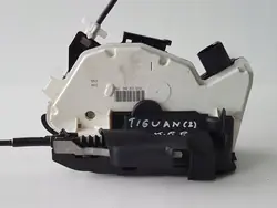 Vänster fram dörrlås cylinder Volkswagen Tiguan 2012