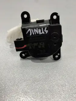 Kia Stonic Lämmitysklappi OEM FBZ18122 - Käytetty