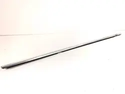 Taka vasen raapimisliuska OEM 7258331 BMW F31