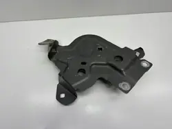 Support de garde-boue avant droit OEM 4KE821149