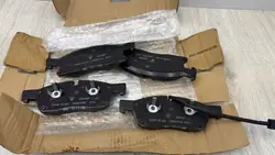 OEM 673011564 DGN frambromsbelägg för Maserati Levante