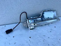 Farol direito HALOGEN LED V60 S 60 OEM 31420396