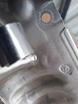 Audi RS6 C8 4.0 TFSI lämpösuoja OEM 0P2119364H