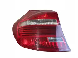 Lámpara trasera izquierda BMW 1 (E87) 63210397034