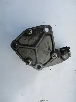 Pompe à vide OEM 24001211/11 pour Żuk Diesel Lublin