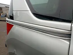 OEM MO-2611-56 Rechte Türführungen für Peugeot 1007
