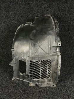 BMW 7 Series F01 F02 Front Left Wheel Arch 7185163