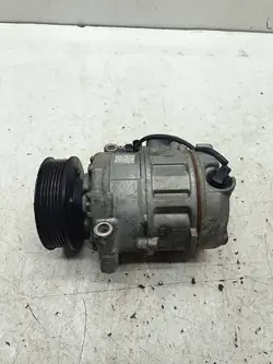 Compresseur A/C Volkswagen OE 7P0820803M