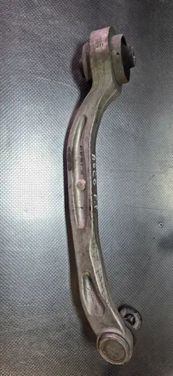 AUDI A6 C6 3.0 TDI Braccio Anteriore Destro 4F0407694B