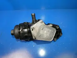 MERCEDES CLA W117 A W176 B W246 1.6 CGI Olje Filter Hölje