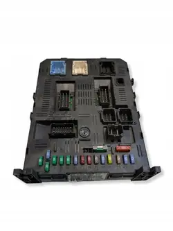 Peugeot 307 BSI-Modul Sicherungskasten OEM 9661940280