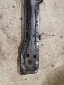 Support inférieur radiateur Honda CR-V 4 OEM kjhytrewxc